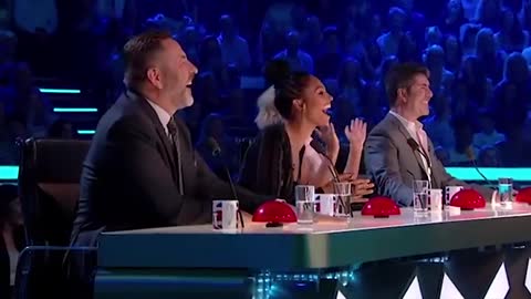 Ouch! SAVAGE Kid Comedians RIP Into Simon Cowell And The Judges On Got Talent