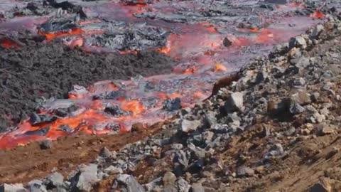 Flowing Pāhoehoe - and 'A'a-Lava Fagradalsfjall, Iceland