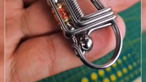 Instructions for making your own handmade keychains