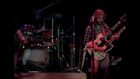 Eagles ... Hotel California ... 1977 ... LIVE