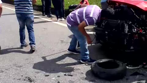 El choque contra una turbo ocurrió la mañana de este jueves.