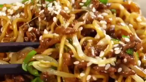 Easy beef noodles....Try this....🍜 🥢......................................... 🎥credit@ recipe_tin