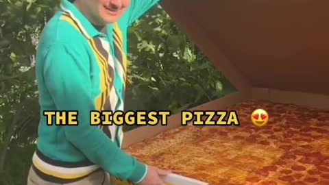 THE BIGGEST PIZZA