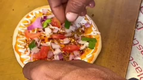 Uncle ji ka famous pizza only 49rupees in mathura