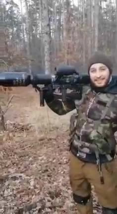 Ukrainian Combatants Have Received New Panzerfaust 3 Anti Tank Weapons 