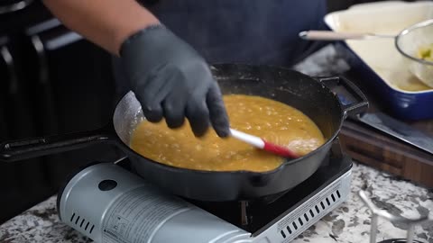 Mouthwatering Soul Food: Smothered Chicken