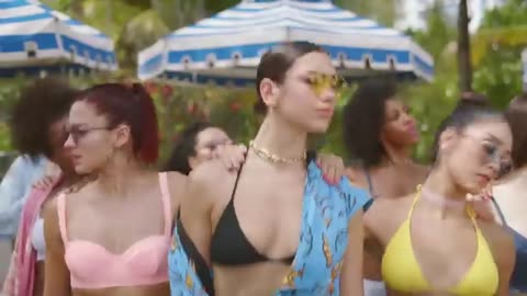 Dua Lipa - New Rules (Official Music Video)