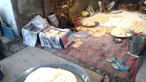 Rumali roti making