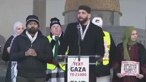 American Recongnised Muslim Scholar Speech to a Protest in Wristwatch