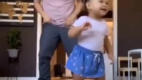 CUTE BABY DANCING 🤣👌💁