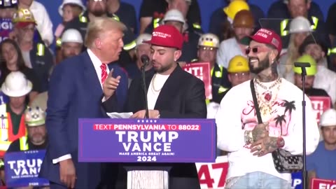 Watch: Puerto Rican rapper Anuel AA endorses Donald Trump on stage in Johnstown, Pennsylvania! 🔥