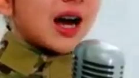 Ukarianan little girl singing song in tears and gave a beautiful message to stop war!!