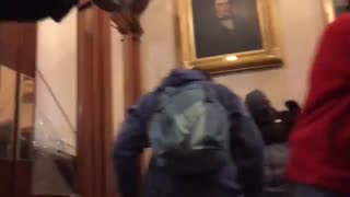 Un herido de bala en el asalto de seguidores de Trump al Congreso de EEUU