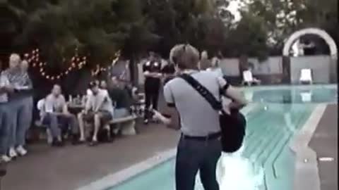 Keith Urban Plays The Webb Pierce Pool