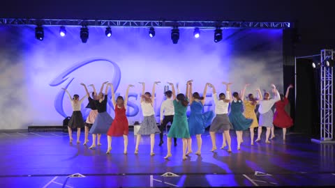 Singin in the Rain .... Southern Oregon Dance Center *