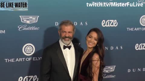 Mel Gibson Salutes Donald Trump? Is he a Patriot? Your Thoughts?