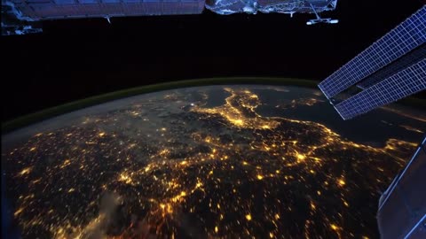 All Alone in the Night - Time-lapse footage of the Earth as seen from the ISS