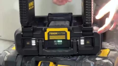 Very well thought out light on the Dewalt ToughSystem