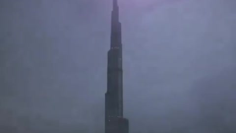 BurjKhalifa tallest building lightening slow motion in Dubai how amazing it is😮