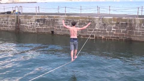 Ian. School Slakers tight rope walker. Plymouth Ocean City 2016