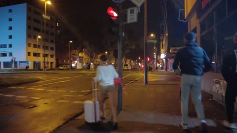 Night Walk at Cologne Hansaring S-Bahn Station: People, Travel, and Exits