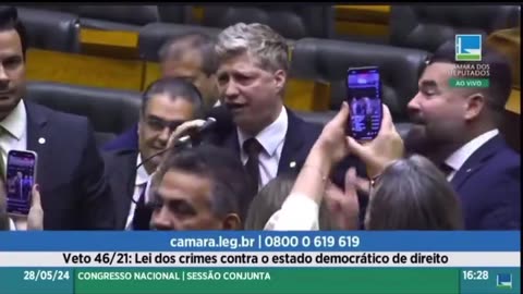 Veto mantido, se não, 1° preso seria Lula.😁