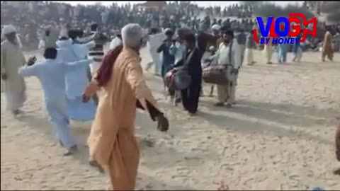 Desi dance on dhol at mela