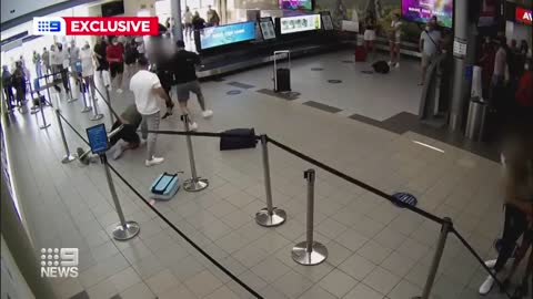 Brawl breaks out at airport | 9 News Australia