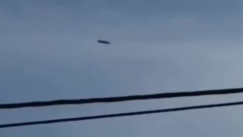 CYLIDER SHAPED UFO in broad daylight?!?!?! #UFO #Alien #ET #USO #UAP #Disclosure 👉👉👉 Follow me