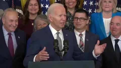 BIDEN is malfunctioning again. He is done