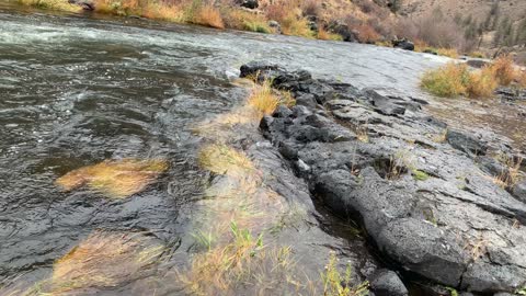 Central Oregon – Steelhead Falls – Braving the Slippery Rocks – 4K