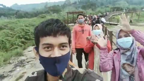 Wisata kawah sikidang dieng