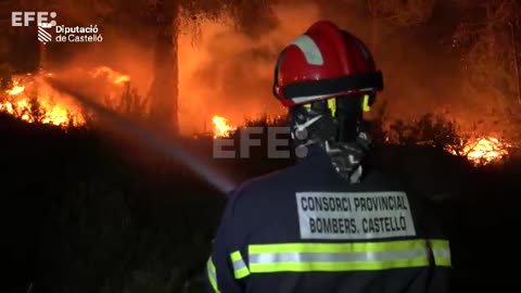 Sin llama en el perímetro de Castellón pero con "muchos puntos calientes"