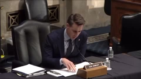 WATCH: Senator Hawley BUSTS FB Executive 👀