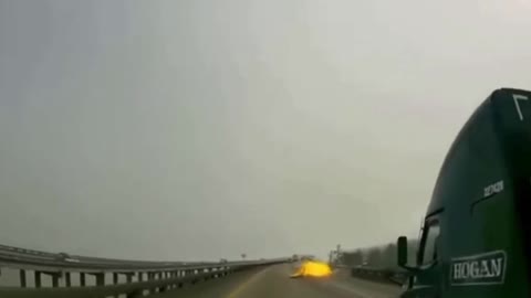 In the USA, a helicopter fell from the sky onto a busy highway