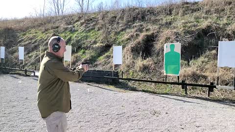 Gus Shooting Sig P365XL in Slow Motion