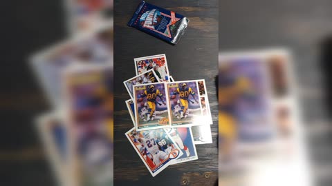 Video: 16 1991 NFL Upper Deck Premiere Edition.