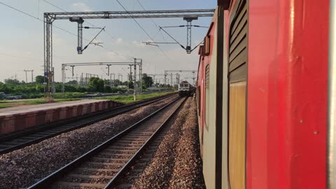 High Speed Train Crossing Another Train @150kmph Speed