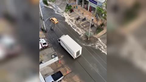 Imágenes del mar desbordado en Bocagrande