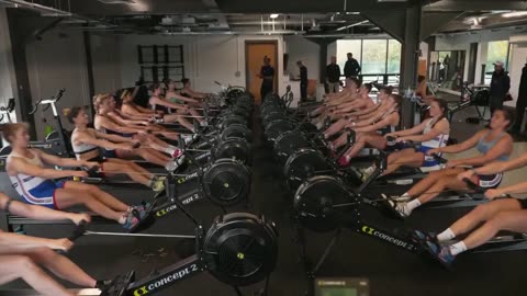 World-first programme specialises in health offemale rowers - BBC News