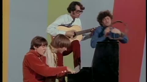 The Monkees - Daydream Believer (Official Music Video)