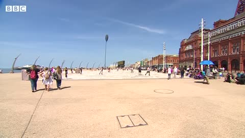 UK's record-breaking heatwave 'basically impossible' without climate change - BBC News