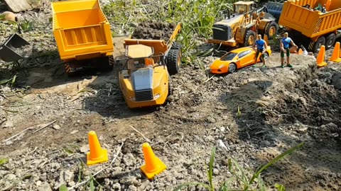 RC dump Truck and Escavator