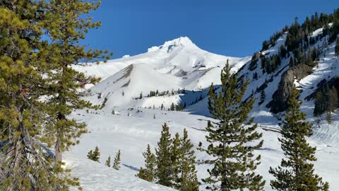 Insane Mountain Views – White River West Sno Park – Mount Hood – Oregon – 4K