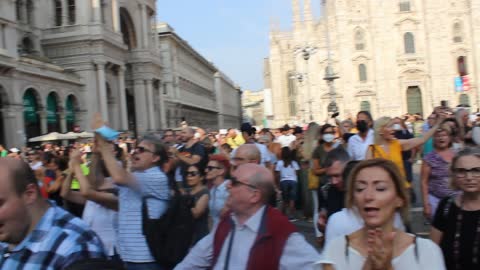 Manifestazione No Green Pass - 24/07/2021 - Milano, Italia