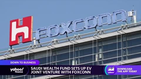 Saudis and Foxconn go in on EVs, Stellantis issues driver warning, Aldi cuts prices for Thanksgiving