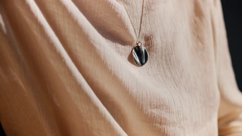 EMF Pendent to Protect from radiation