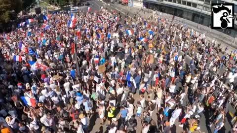 Aug 14, 2021: Paris Vaccine Passport Protest