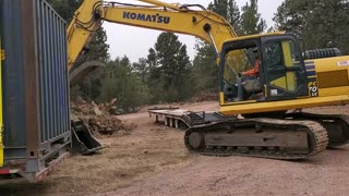 Making room to unload container