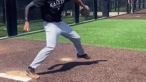 HOW TO DRILL FOR A LONG TOSS (cómo posar para lanzamiento largo)